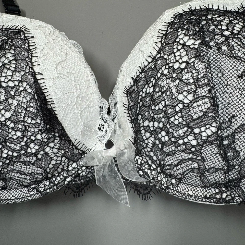 Victoria's Secret‎ Dream Angel's Push-up Bra Black Eyelash Lace White Satin 36A